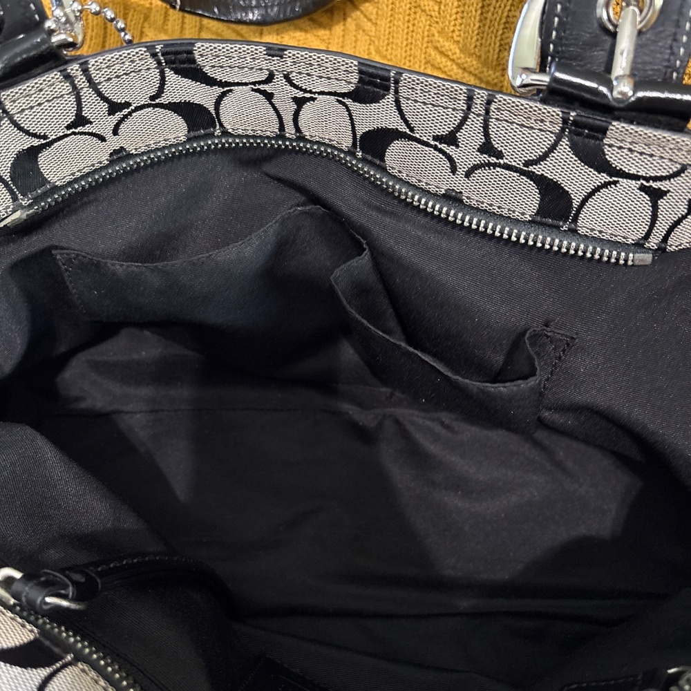 Pleated coach soho tote f13742 - Picture 6 of 11